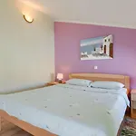 Beeindruckendes Mit Panoramablick, Pool, Privatparkplatz, Grill * Pazin