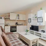 Beeindruckendes Mit Panoramablick, Pool, Privatparkplatz, Grill Pazin