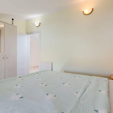 Apartamento Beeindruckendes Mit Panoramablick, Pool, Privatparkplatz, Grill
